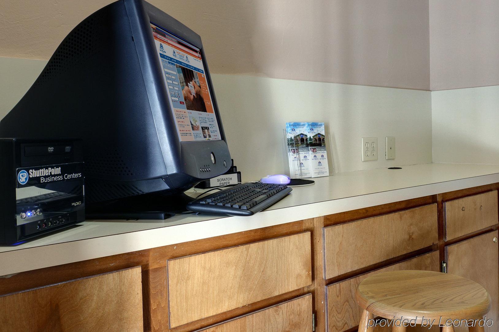 Amerihome Inn & Suites Houston Airport North 設備 写真
