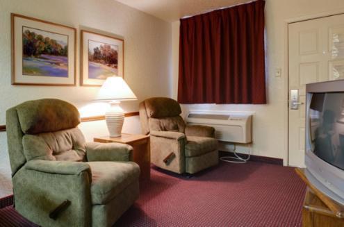 Amerihome Inn & Suites Houston Airport North エクステリア 写真